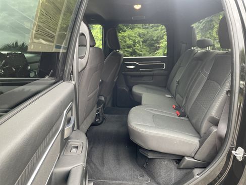 Used 2025 RAM 2500 Big Horn AWD/4WD image 31