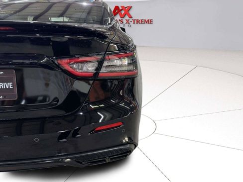 Used 2021 Nissan Maxima SR w/ Sport Mat Group FWD image 15