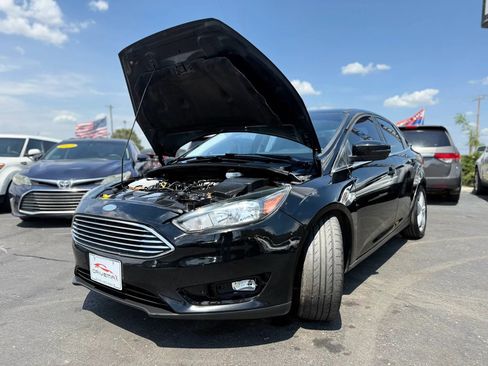 Used 2018 Ford Focus Titanium FWD image 8
