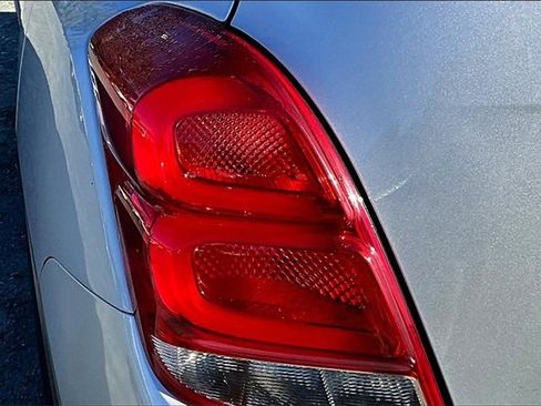 Used 2017 Chevrolet Trax LT image 30