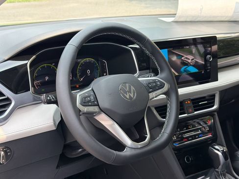 New 2026 Volkswagen Taos SEL AWD/4WD image 29