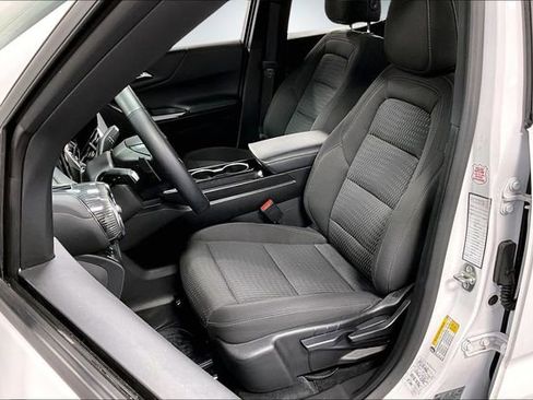 Used 2025 Chevrolet Equinox LT image 20