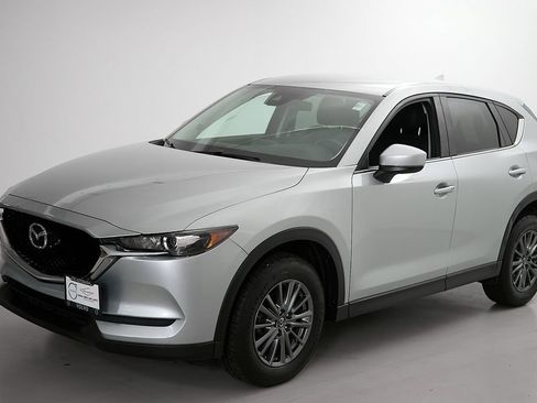 Used 2017 MAZDA CX-5 Touring AWD/4WD image 6