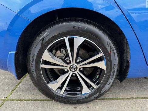 Used 2020 Nissan Sentra SV image 9