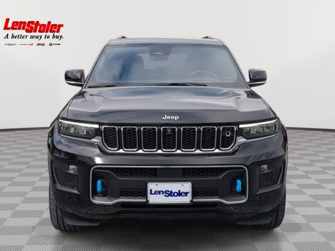 Used 2023 Jeep Grand Cherokee Overland w/ Advanced Protech Group III image 8
