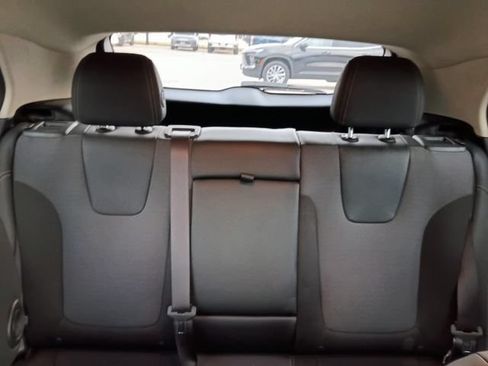 Used 2022 Buick Encore GX Select FWD image 5