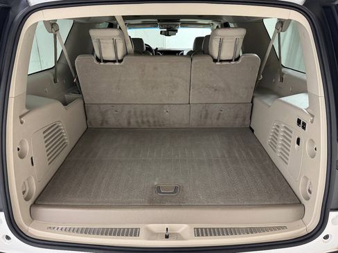 Used 2016 Cadillac Escalade ESV Premium AWD/4WD image 92