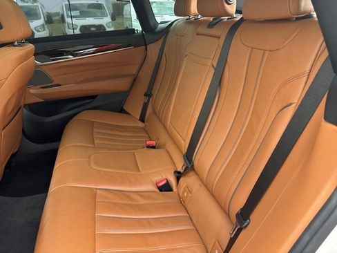 Used 2018 BMW 640i Gran Turismo xDrive image 21