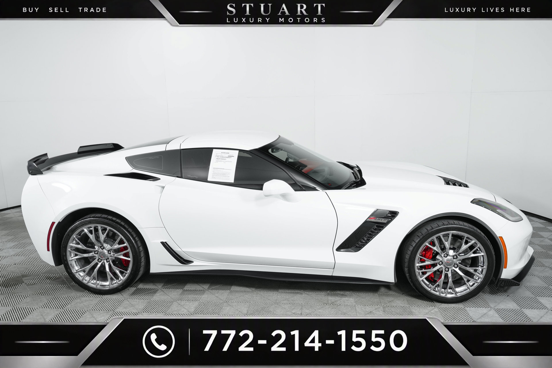 Used 2015 Chevrolet Corvette Z06 w/ 3LZ Preferred Equipment Group RWD image 34
