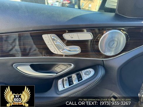 Used 2019 Mercedes-Benz C 300 4MATIC Sedan image 13
