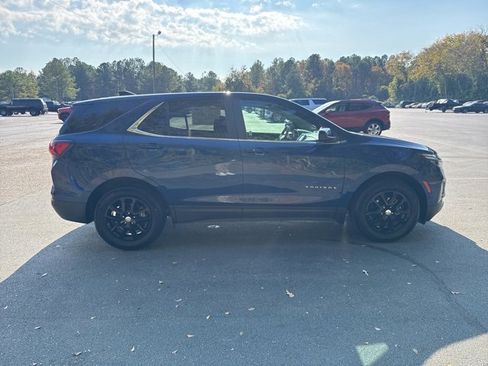 Used 2022 Chevrolet Equinox LT image 6