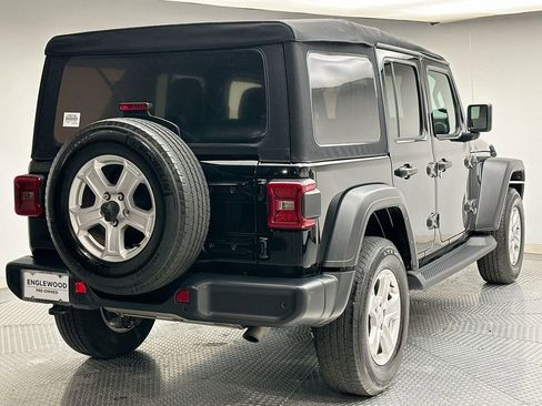 Used 2021 Jeep Wrangler Unlimited Sport image 13