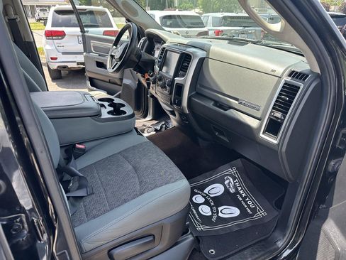 Used 2016 RAM 1500 Big Horn AWD/4WD image 19