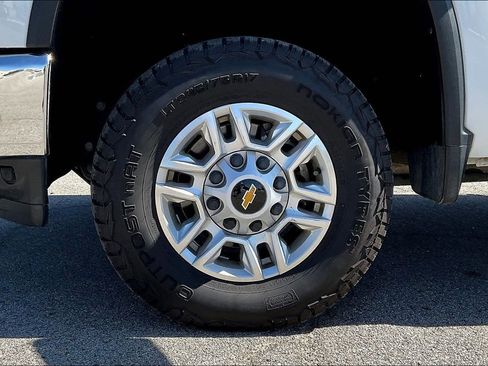Used 2023 Chevrolet Silverado 2500 LT w/ All Star Edition AWD/4WD image 8
