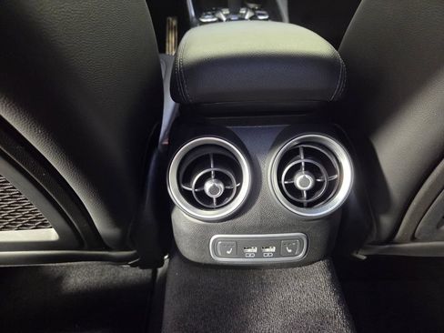 Used 2022 Alfa Romeo Giulia Sprint RWD image 24
