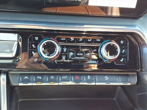 Used 2025 GMC Sierra 1500 Denali Ultimate image 20