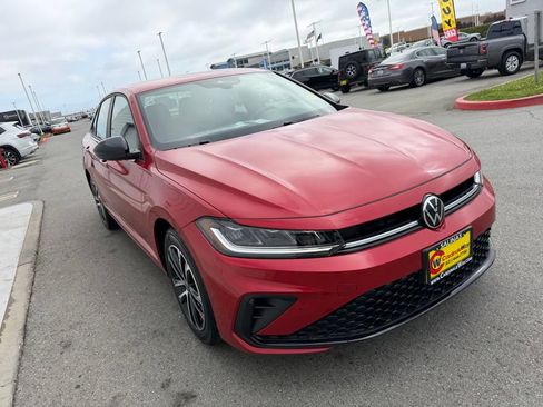 New 2026 Volkswagen Jetta Sport FWD image 8
