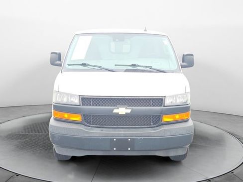 Used 2019 Chevrolet Express 2500 image 8