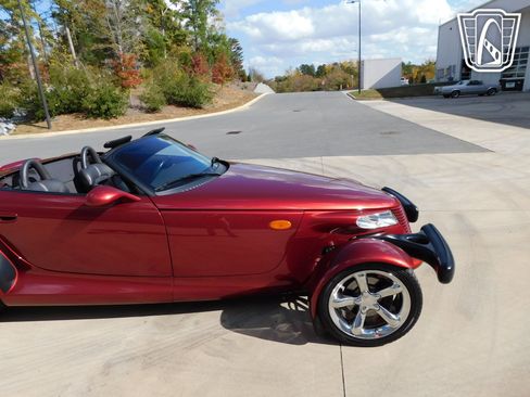 Used 2002 Chrysler Prowler RWD image 35