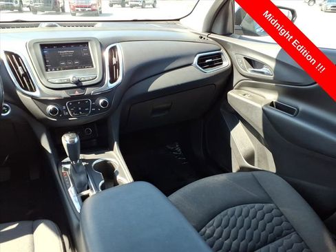 Used 2021 Chevrolet Equinox LT image 14