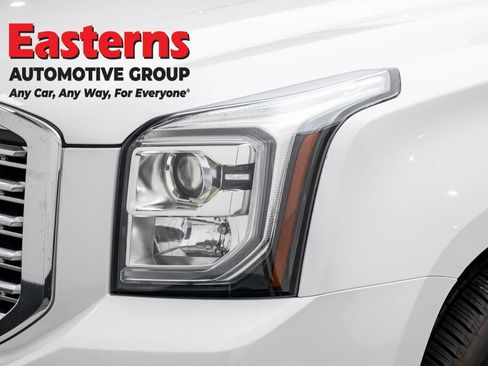 Used 2020 GMC Yukon Denali w/ Denali Ultimate Package AWD/4WD image 46