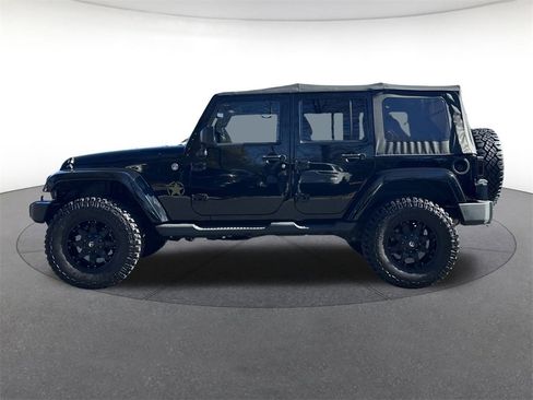 Used 2013 Jeep Wrangler Unlimited Sahara w/ Connectivity Group image 2