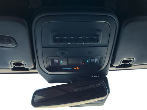 Used 2024 Ford Bronco Badlands image 19