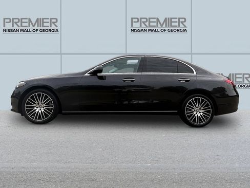 Used 2022 Mercedes-Benz C 300 Sedan image 4