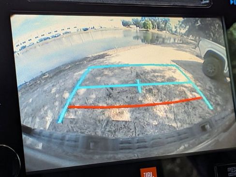 Used 2019 Toyota Tacoma TRD Sport image 8