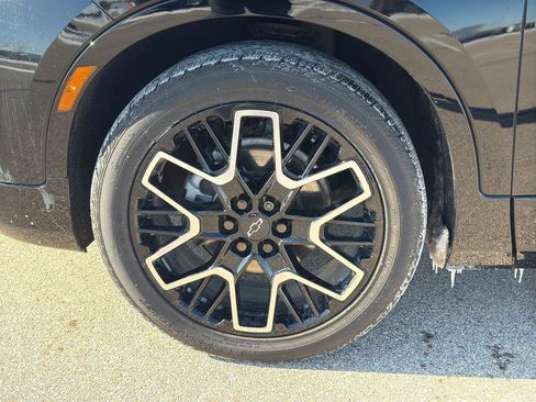 Certified 2023 Chevrolet Blazer RS w/ Driver Confidence II Package image 9