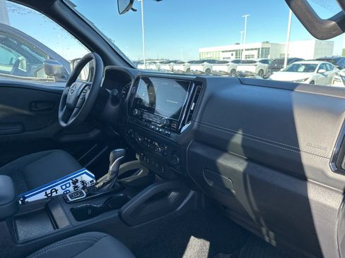 Used 2026 Nissan Frontier SV w/ All-Weather Content Package image 30