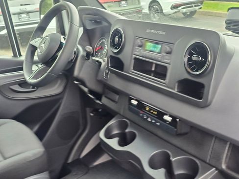 New 2026 Mercedes-Benz Sprinter 2500 image 21