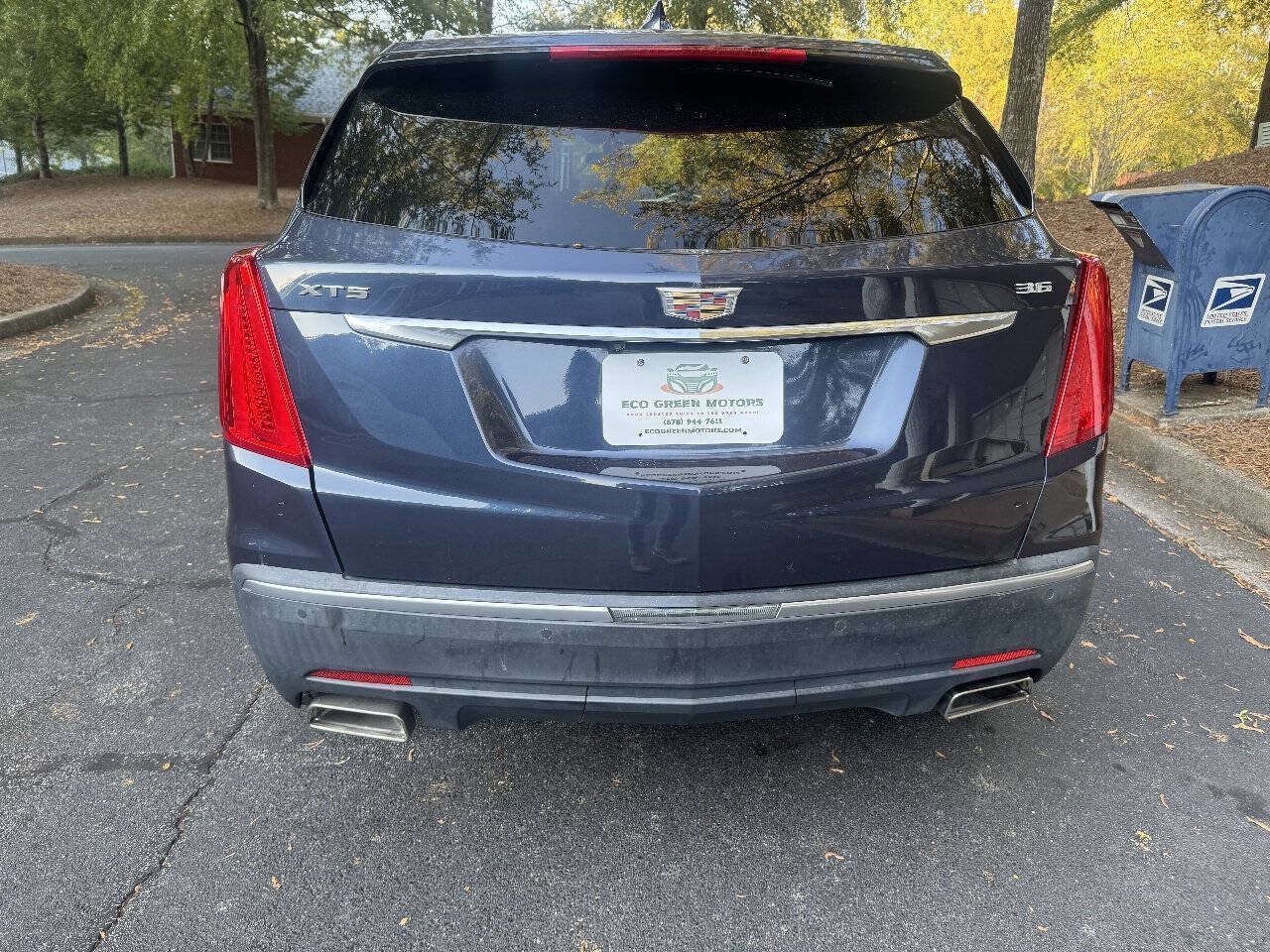 Used 2018 Cadillac XT5 FWD image 4