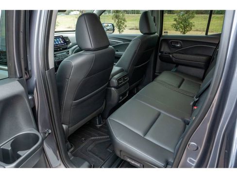 Used 2025 Honda Ridgeline RTL image 14