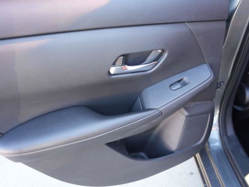 Used 2020 Nissan Sentra S image 7