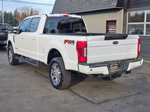 Used 2022 Ford F350 Lariat w/ Lariat Ultimate Package image 3