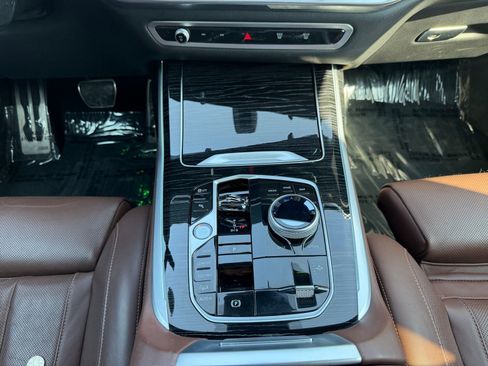 Used 2023 BMW X7 M60i w/ Executive Package image 16