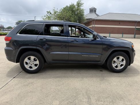 Used 2015 Jeep Grand Cherokee Laredo w/ Quick Order Package 23E RWD image 8