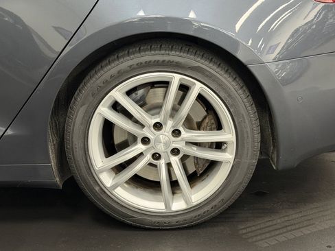 Used 2016 Tesla Model S 60 image 19