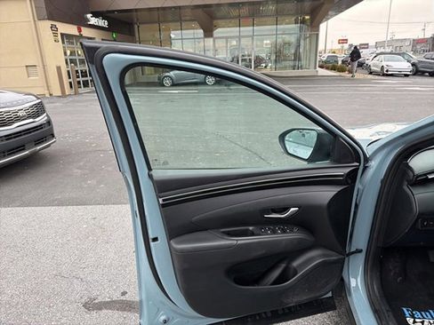 Certified 2022 Hyundai Santa Cruz SEL image 15