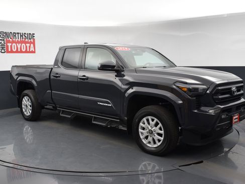 Used 2024 Toyota Tacoma SR5 image 6