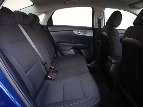Used 2020 Kia Forte LXS FWD image 23