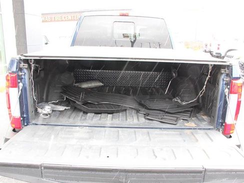 Used 2019 Ford F350 Platinum w/ Platinum Ultimate Package image 18