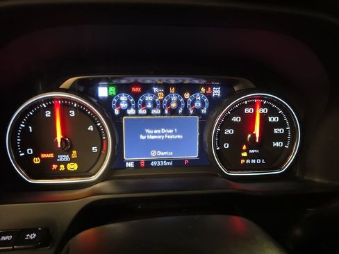 Used 2022 Chevrolet Silverado 2500 LTZ w/ LTZ Premium Package AWD/4WD image 33