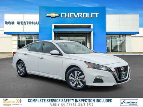 Used 2022 Nissan Altima 2.5 S image 1