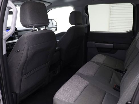 Used 2024 Ford F250 XLT image 16