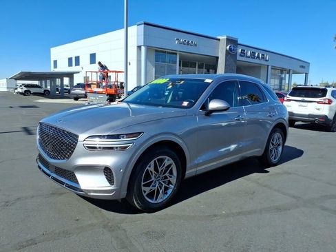 Used 2023 Genesis GV70 2.5T w/ Advanced Package image 9