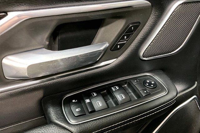 Used 2019 RAM 1500 Laramie AWD/4WD image 38
