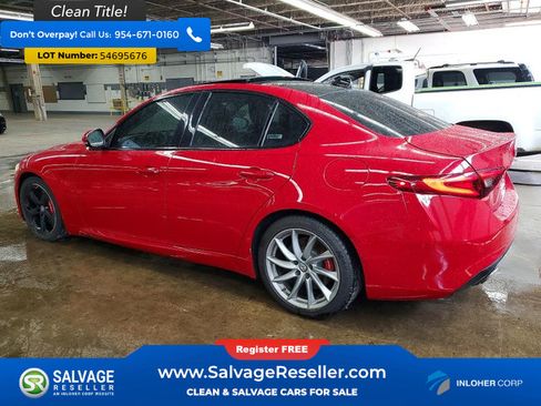 Used 2018 Alfa Romeo Giulia RWD image 3