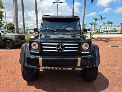Used 2018 Mercedes-Benz G 550 Squared image 2